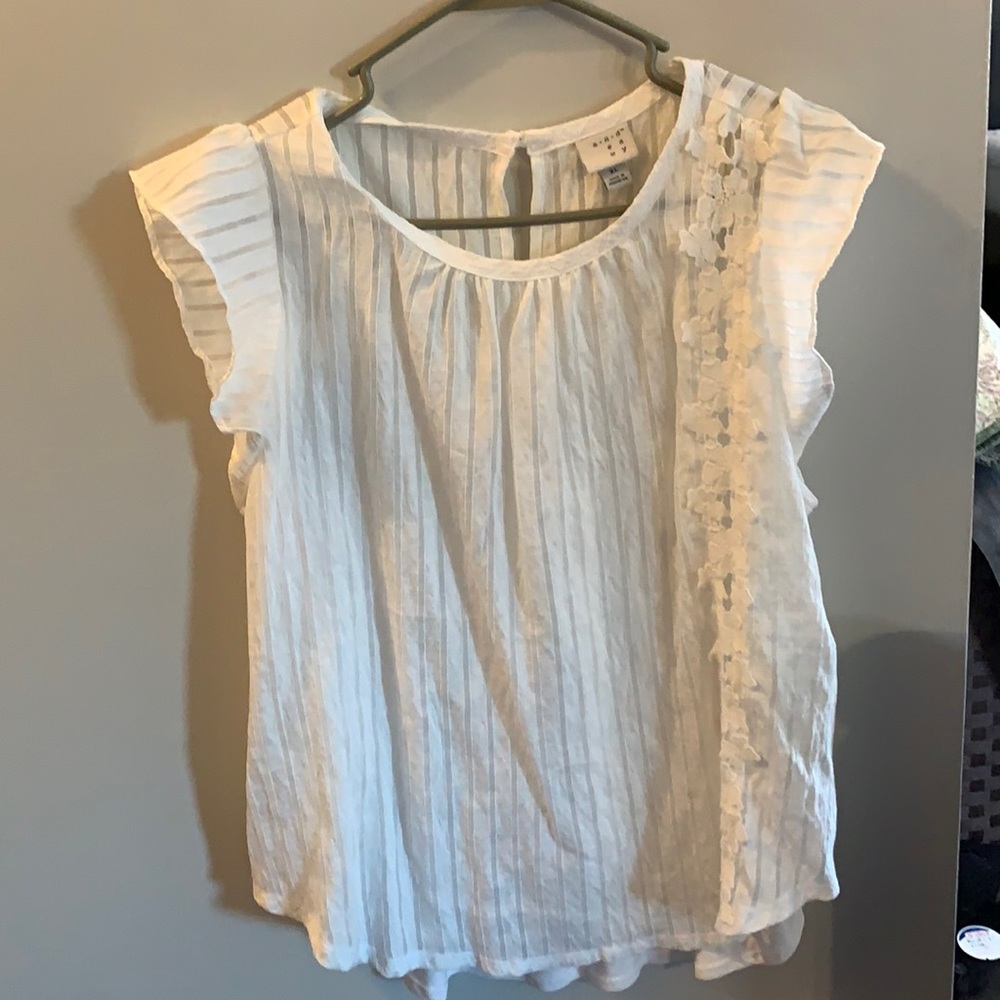White target brand A.N.D new day woman’s shirt